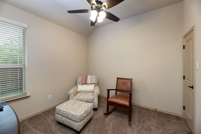 10 Ashlawn Court, Edgecliff Village, TX 76134