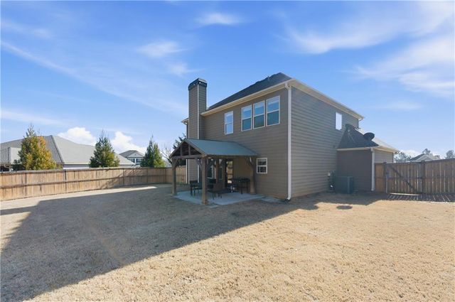 225 Brooks Village Drive, Pendergrass, GA 30567