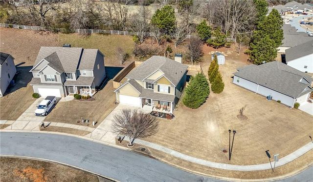 225 Brooks Village Drive, Pendergrass, GA 30567