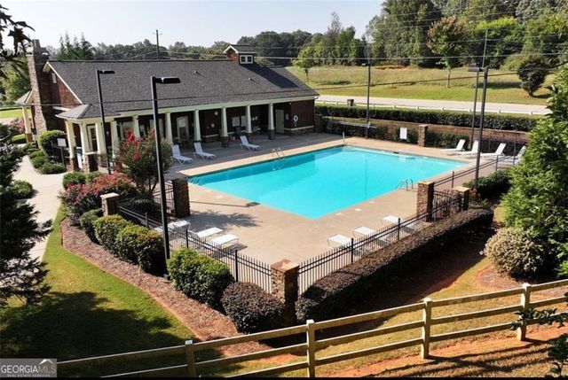 225 Brooks Village Drive, Pendergrass, GA 30567