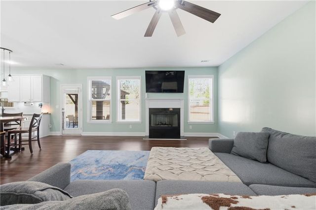 225 Brooks Village Drive, Pendergrass, GA 30567