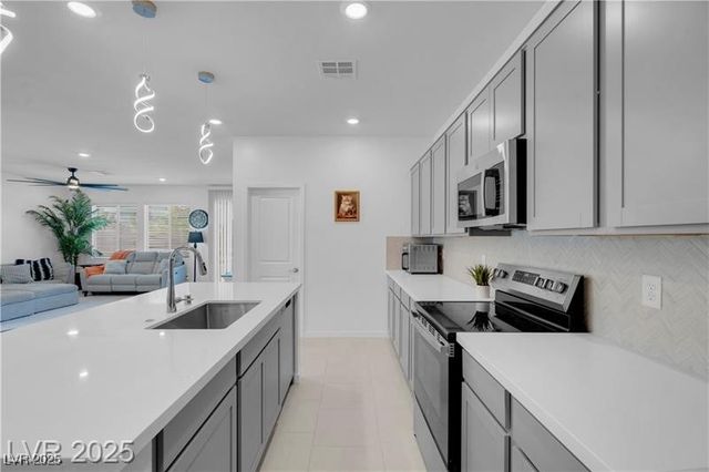 5357 Eleganza Avenue, Pahrump, NV 89061