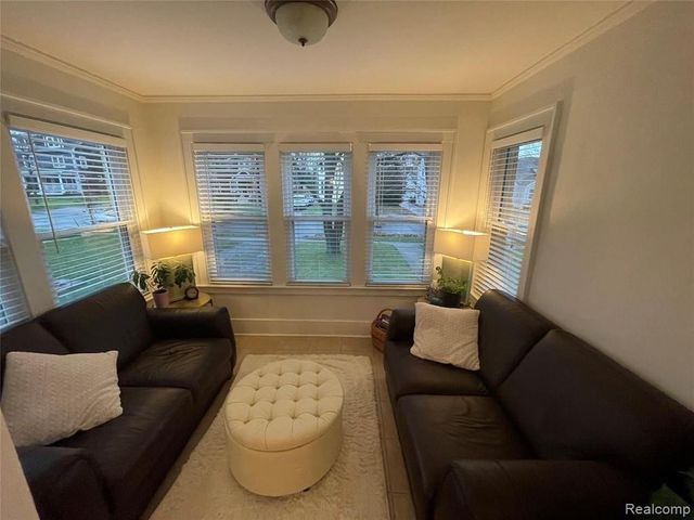 531 Oakland Avenue, Birmingham, MI 48009