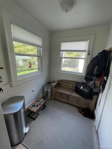 531 Oakland Avenue, Birmingham, MI 48009