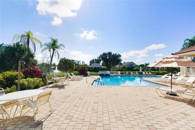 366 Burnt Pine DR, Naples, FL 34119