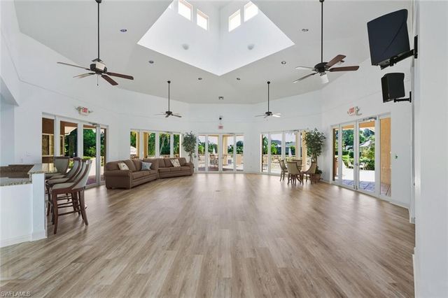 366 Burnt Pine DR, Naples, FL 34119