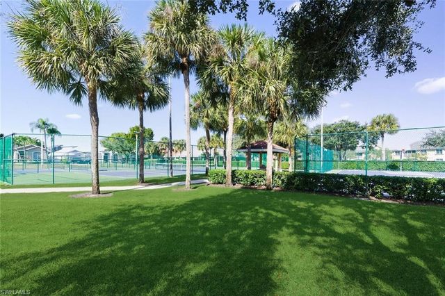 366 Burnt Pine DR, Naples, FL 34119