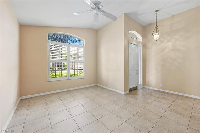 366 Burnt Pine DR, Naples, FL 34119