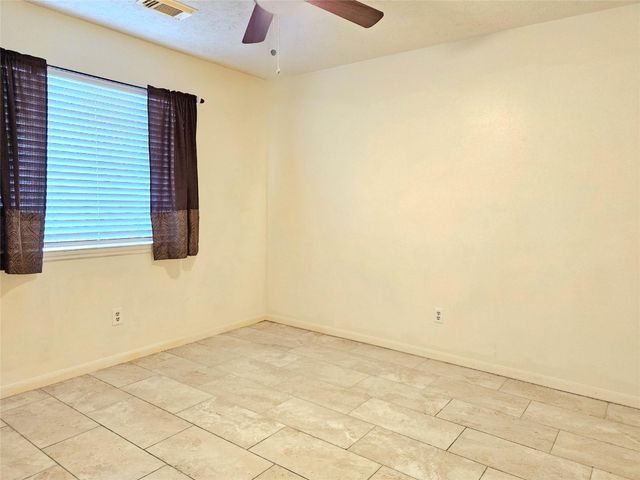 13814 Dentwood Drive, Houston, TX 77014