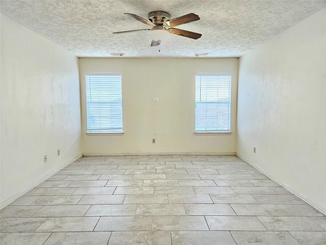 13814 Dentwood Drive, Houston, TX 77014