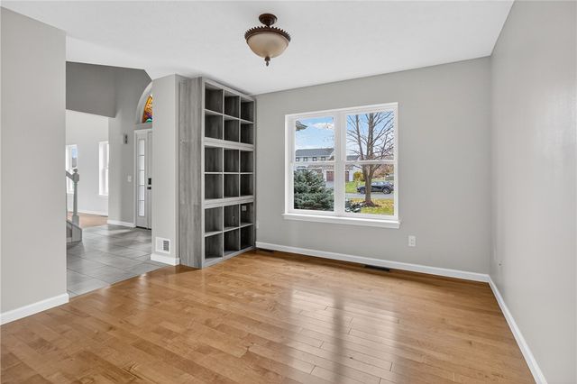 17 Birchmount Circle, Henrietta, NY 14586