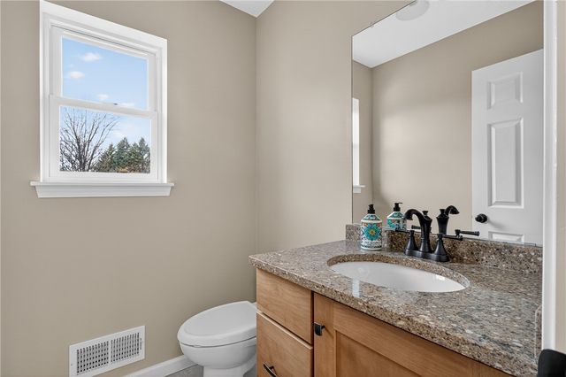 17 Birchmount Circle, Henrietta, NY 14586