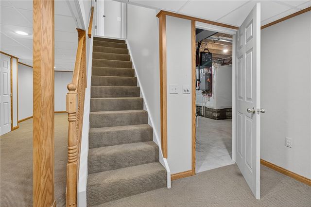 17 Birchmount Circle, Henrietta, NY 14586