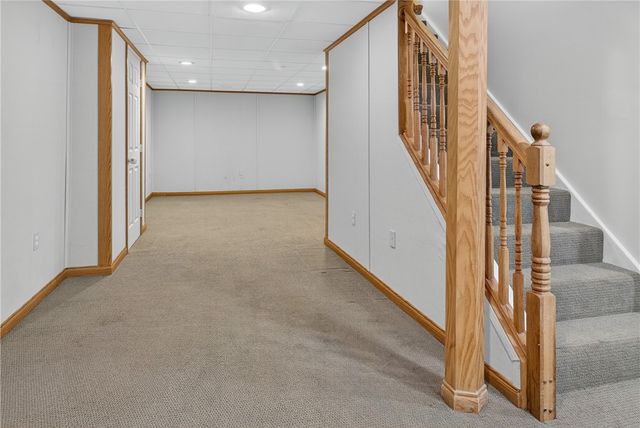 17 Birchmount Circle, Henrietta, NY 14586