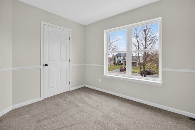 17 Birchmount Circle, Henrietta, NY 14586