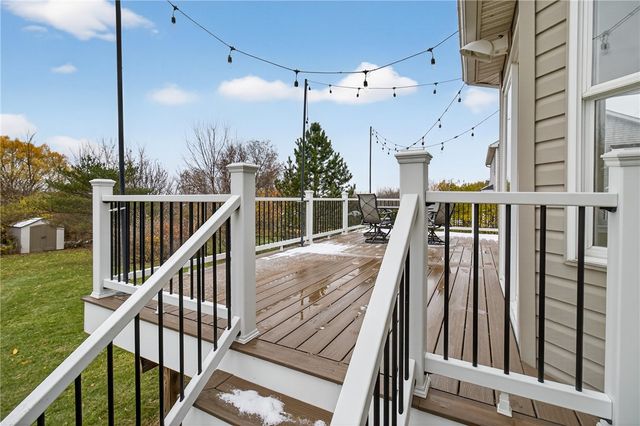 17 Birchmount Circle, Henrietta, NY 14586