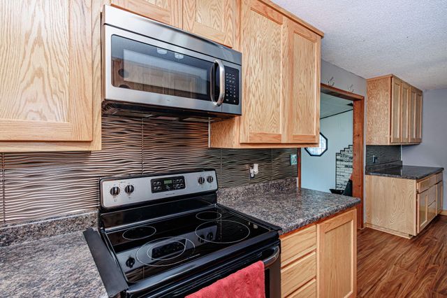 610 S GREEN ST, Centralia, MO 65240