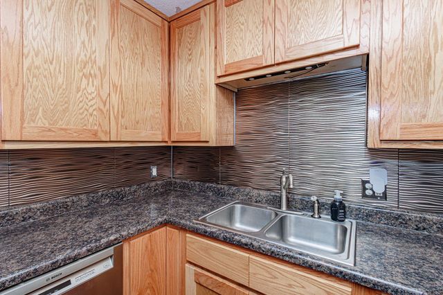 610 S GREEN ST, Centralia, MO 65240