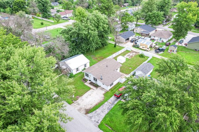 610 S GREEN ST, Centralia, MO 65240