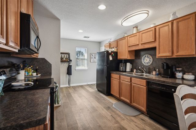 416 Granada Calle Court, Granbury, TX 76049