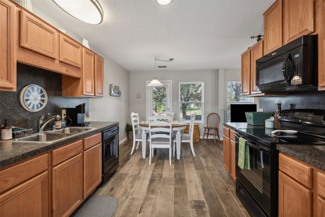 416 Granada Calle Court, Granbury, TX 76049