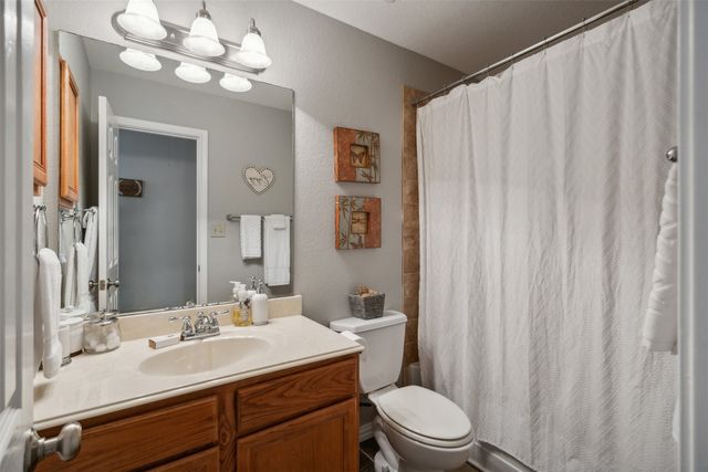 416 Granada Calle Court, Granbury, TX 76049