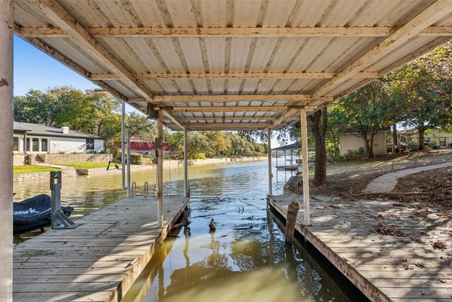 416 Granada Calle Court, Granbury, TX 76049