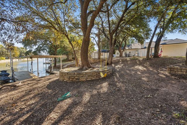416 Granada Calle Court, Granbury, TX 76049