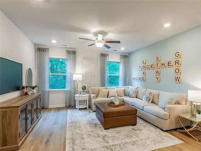 7930 Tiberon Pkwy, Cumming, GA 30028
