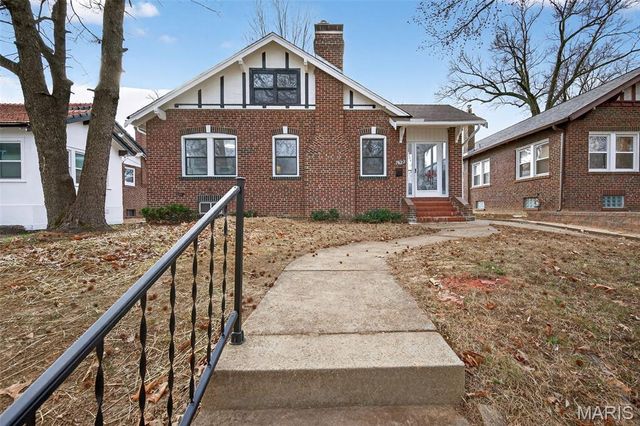 7622 Springdale Drive, Pasadena Park, MO 63121