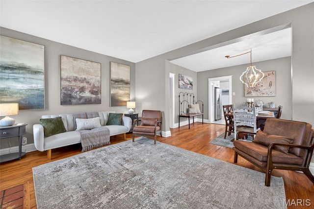 7622 Springdale Drive, Pasadena Park, MO 63121