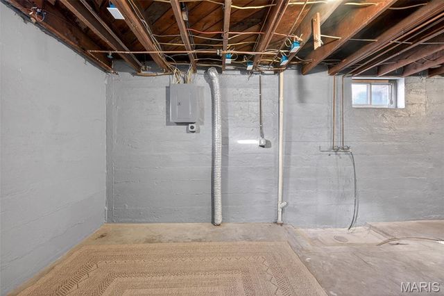 7622 Springdale Drive, Pasadena Park, MO 63121