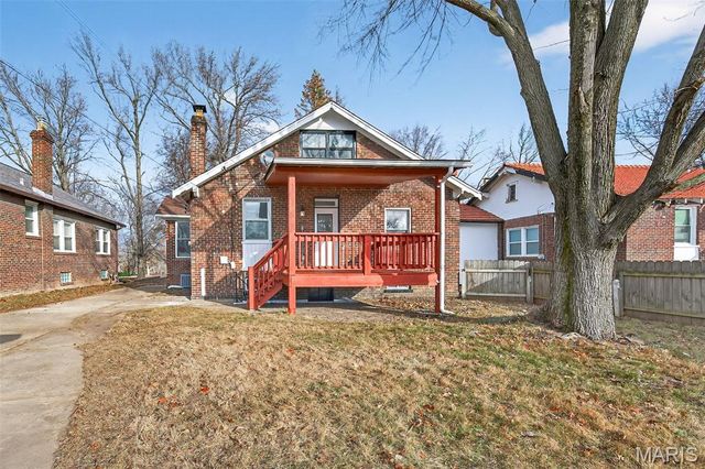 7622 Springdale Drive, Pasadena Park, MO 63121