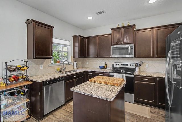 906 Rachel Lane, Hinesville, GA 31313