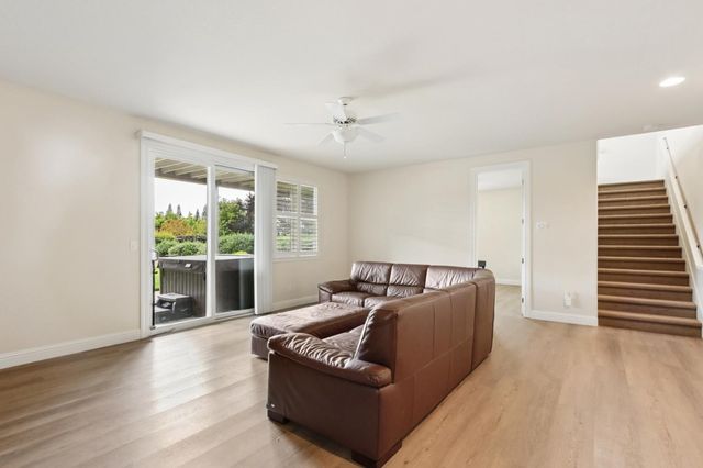2332 Luciana Way, Roseville, CA 95661