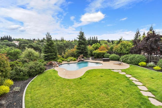 2332 Luciana Way, Roseville, CA 95661