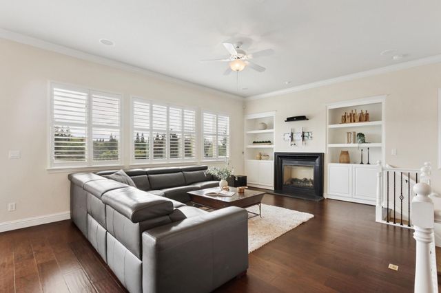 2332 Luciana Way, Roseville, CA 95661