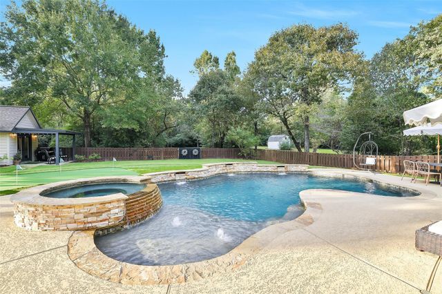 11373 Majestic Drive, Montgomery, TX 77316