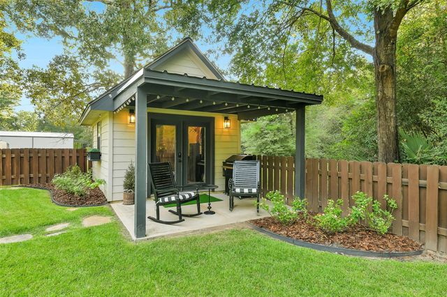 11373 Majestic Drive, Montgomery, TX 77316