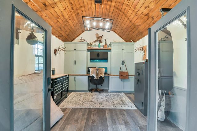 11373 Majestic Drive, Montgomery, TX 77316