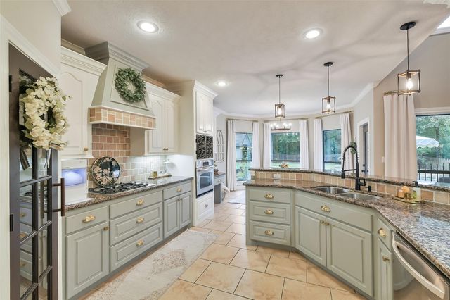 11373 Majestic Drive, Montgomery, TX 77316