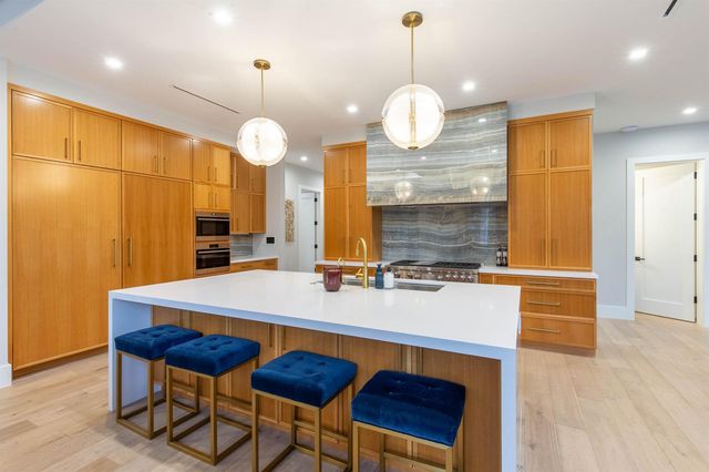 1768 Breakers West Boulevard W, West Palm Beach, FL 33411