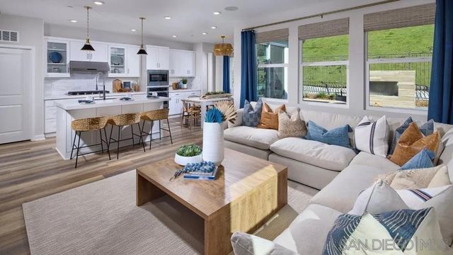 12182 Paxton Way, San Diego, CA 92129