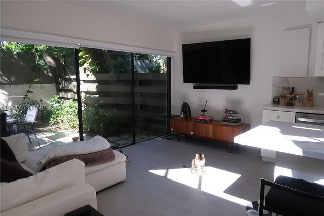 3034 SW 27th Ave 4, Miami, FL 33133