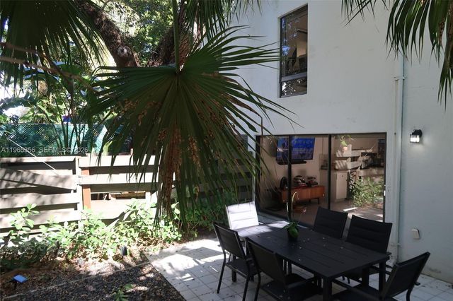 3034 SW 27th Ave 4, Miami, FL 33133