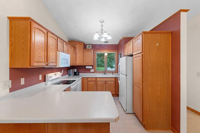 N1226 REDWING DRIVE, Greenville, WI 54942