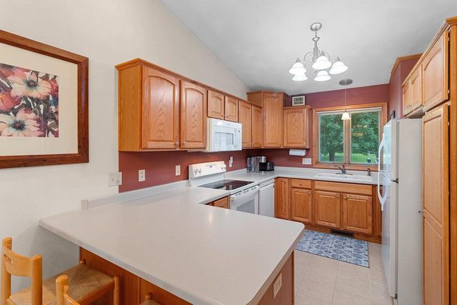 N1226 REDWING DRIVE, Greenville, WI 54942