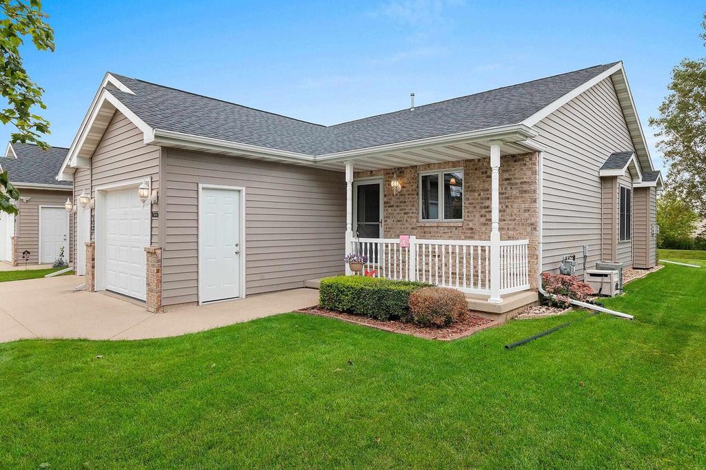 N1226 REDWING DRIVE, Greenville, WI 54942
