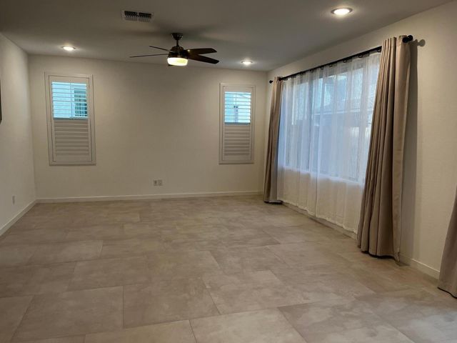 1355 W Crane Drive, Chandler, AZ 85286