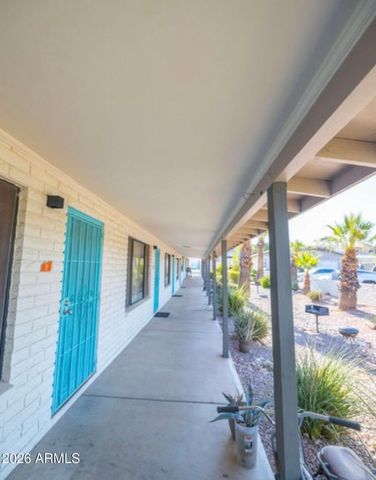 2011 N 51st Street 1, Phoenix, AZ 85008